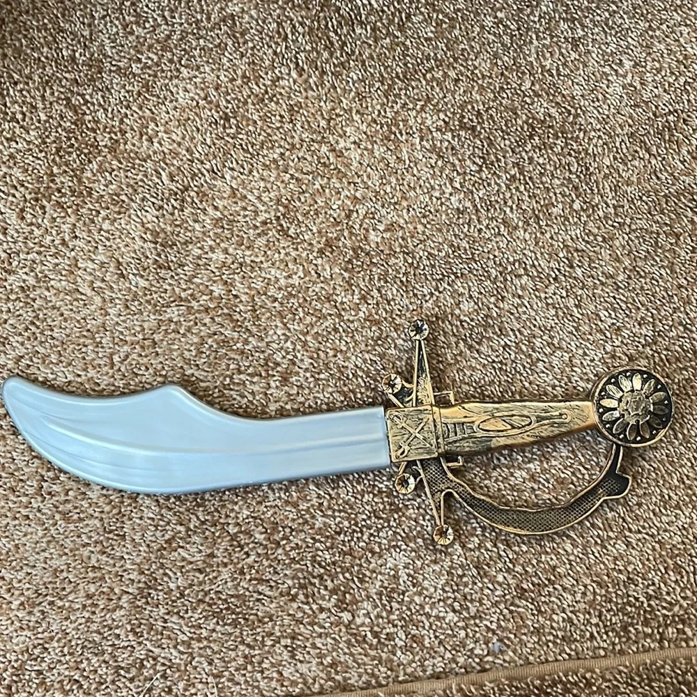 Pirate plastic Knife